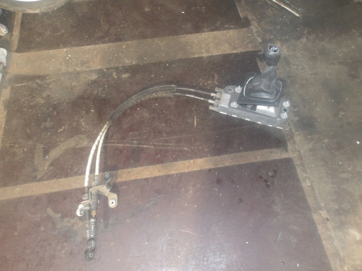 CRIC CHANGEMENTS VITESSE AUDI A3 8P 1.6B 102KM 2004R 1K0711049 1K0711061A