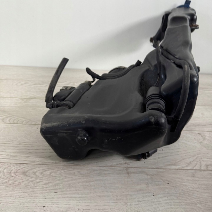 RÉSERVOIR RÉSERVOIR LIQUIDE VERS LAVE-GLACES MERCEDES CLASSE E W212 A20486920