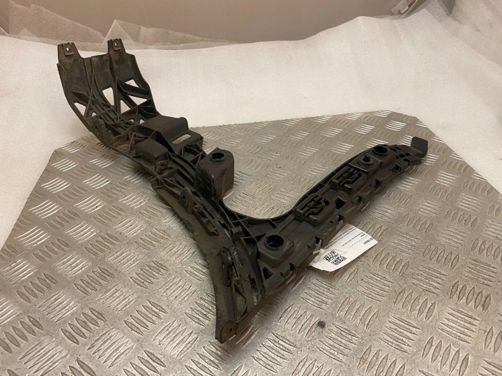 MERCEDES-BENZ GLC X253 C253 2018 POIGNÉE FIXATION PARE-CHOCS ARRIÈRE