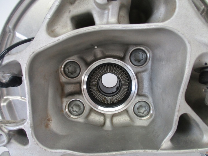 BMW X5 G05 4.0 I ROTULE DE DIRECTION DROIT ARRIÈRE 6876654