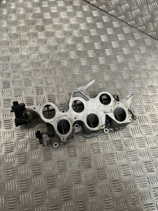 LEXUS IS III XE30 2015 COLLECTEUR ADMISSION 0120105150