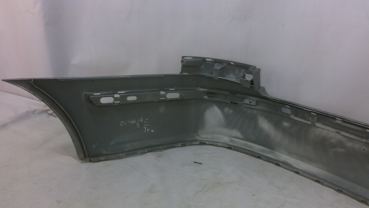 SKODA OCTAVIA 2 II BERLINE 04-13 PARE-CHOCS ARRIÈRE ARRIÈRE 1Z5807421