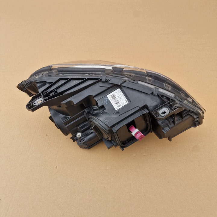 MERCEDES B CLASSE W246 PROJECTEUR PHARE BI-XENON ROTATIF A2468207761