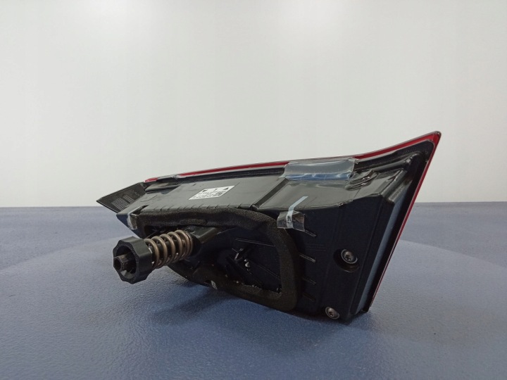 BMW 1 F40 PHARE ARRIÈRE GAUCHE DANS COUVERCLE DE COFFRE LED EUROPE 7450651