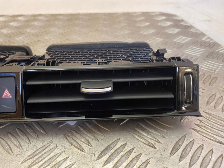 LAND ROVER EVOQUE II BUSES GRILLES CENTRAL CONDUIT D'AIR TABLEAU DE BORD INSTRUMENTATION