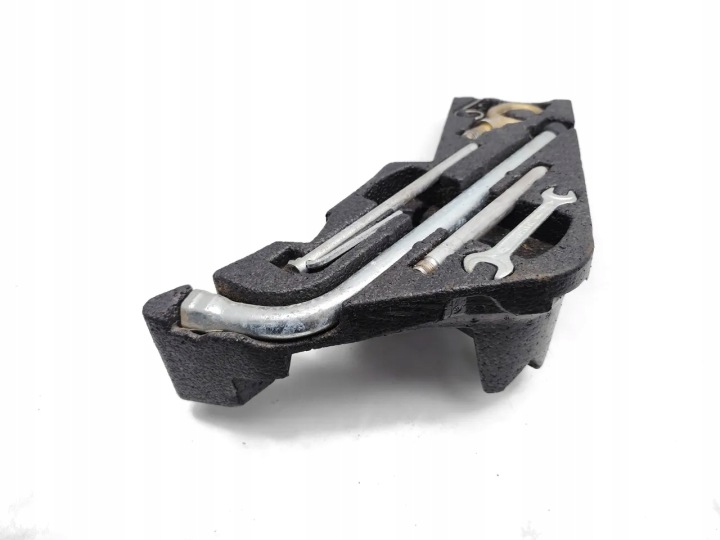 VW TOUAREG KIT OUTILS VERS ROUES DE RÉSERVE 2007 SUV 4/5DR 7L0012113