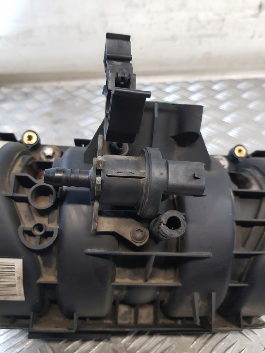 COLLECTEUR ADMISSION 24420487 0280600032 OPEL ASTRA H 1.4B 04R- EUROPE