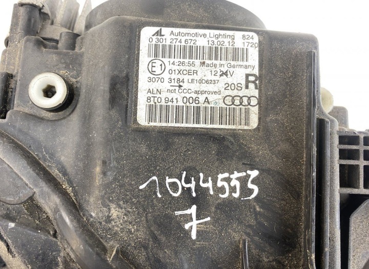 0301274672 PROJECTEUR DROIT AUDI A5