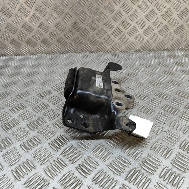 SEAT LEON (5F) 2019 GAUCHE CÔTÉ SUPPORT FIXATION MOTEUR