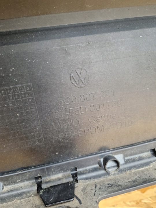 PARE-CHOCS AVANT VW GOLF VII 7 GRILLE