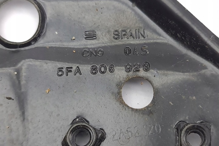 GLISSIÈRE AVANT DROITE PHARES SEAT LEON (KL1) 5FA806929 1.5L GASOLINE 2020