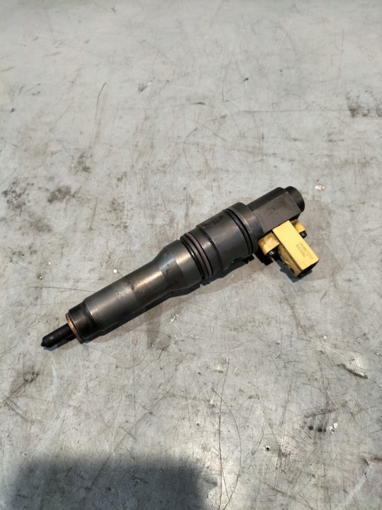 INJECTEUR DAF XF CF 1742535 1820820 1661060