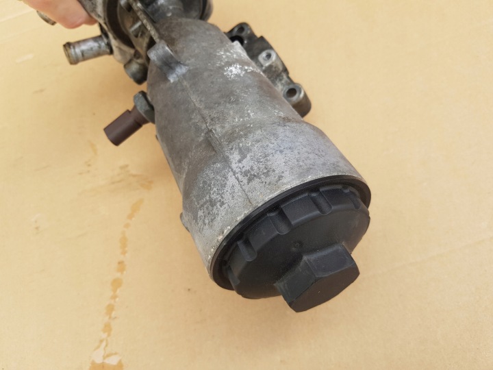 CHÂSSIS FILTRE HUILES AUDI A2 1.4 TDI AMF 75KM 045115389D FONCTIONNEL