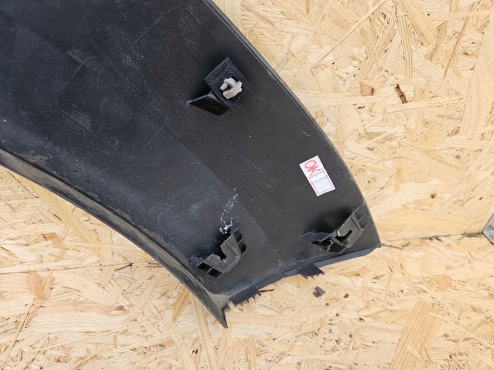 MOULURE REVÊTEMENT GARDE-BOUE GAUCHE AVANT HYUNDAI KONA I 87711-J9NA0