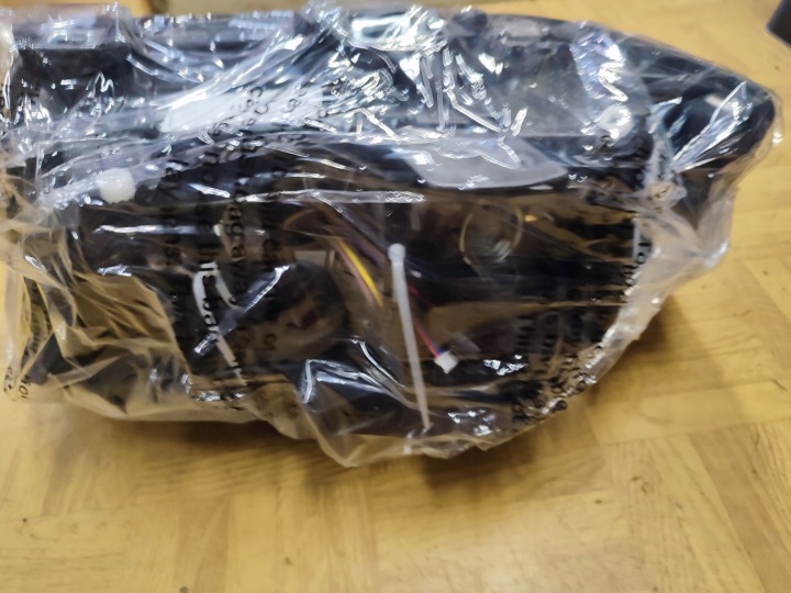 PROJECTEUR PRINCIPAL DROIT A6 C5 06.01-01.05 LIFT 4B0941004BJ TYC