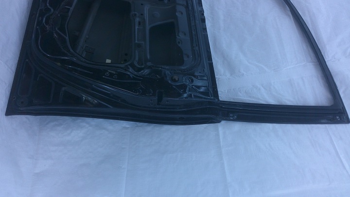 TOYOTA PRIUS III PORTES DROIT AVANT DROIT AVANT