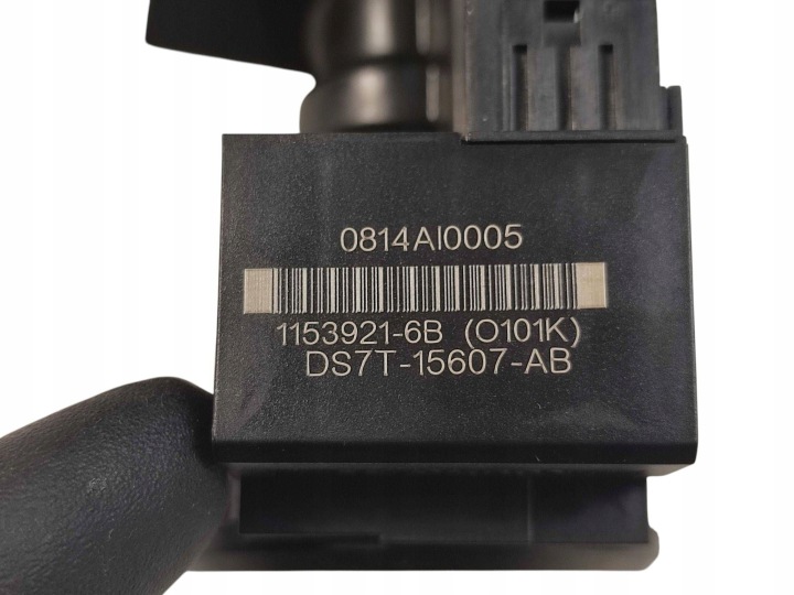 CONTACTEUR D'ALLUMAGE AVANT CÔTÉ GAUCHE FORD FUSION II DS7T15607