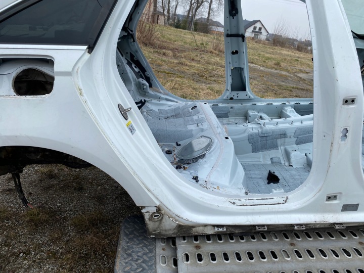 CARROSSERIE COMPLÈTE TOIT QUART AVANT ARRIÈRE AUDI A6 C7 10-15