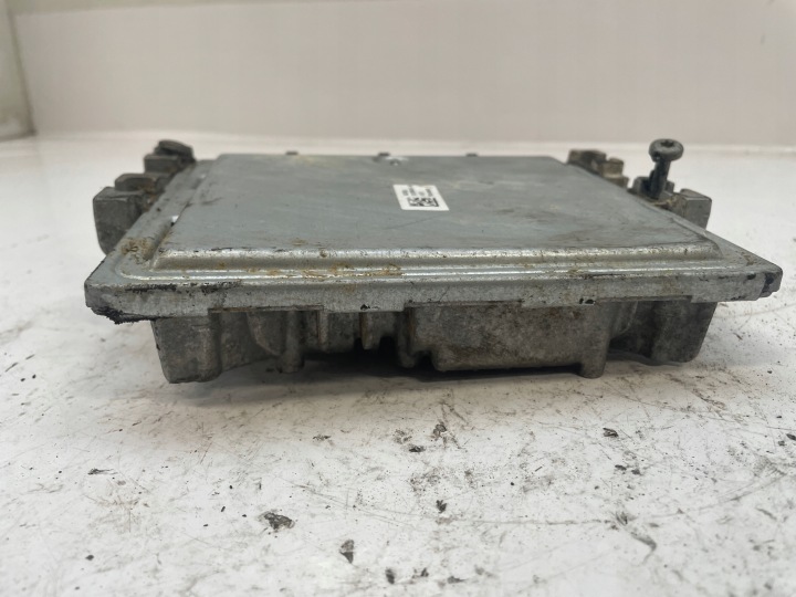 FORD KUGA MK1 ORDINATEUR CONTRÔLEUR MODULE MOTEUR 5WS40862CT 8V41-12A650-CB