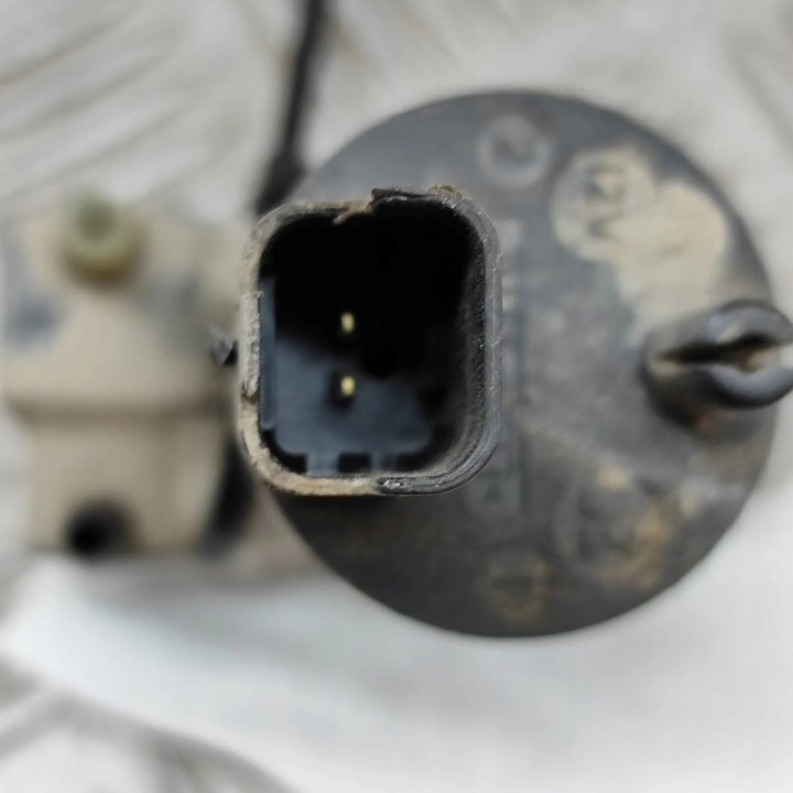 PETIT MOTEUR RÉSERVOIR LAVE-GLACES OPEL VIVARO COMBI 93450303 28595429 1.6L