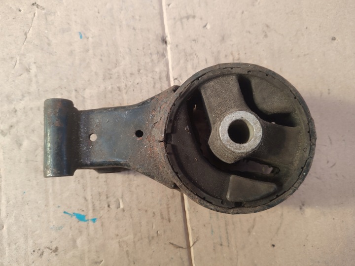 POIGNÉE COUSSIN FIXATION SUPPORT MOTEUR OPEL INSIGNIA ASTRA V05932