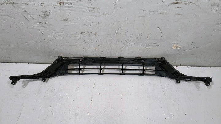 GRILLE CENTRALE PARE-CHOCS AVANT KIA VENGA LIFT 14-19