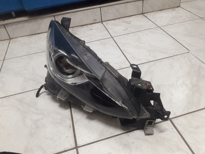 MAZDA 3 BM 2013-2017 PHARE DROITE BI XÉNON ROTATIF EUROPE PARFAITE BHR3 51030