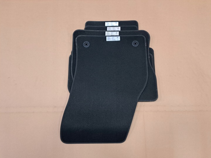 TAPIS DE SOL VOLKSWAGEN OE VELOURS 5NB863011 4 EL