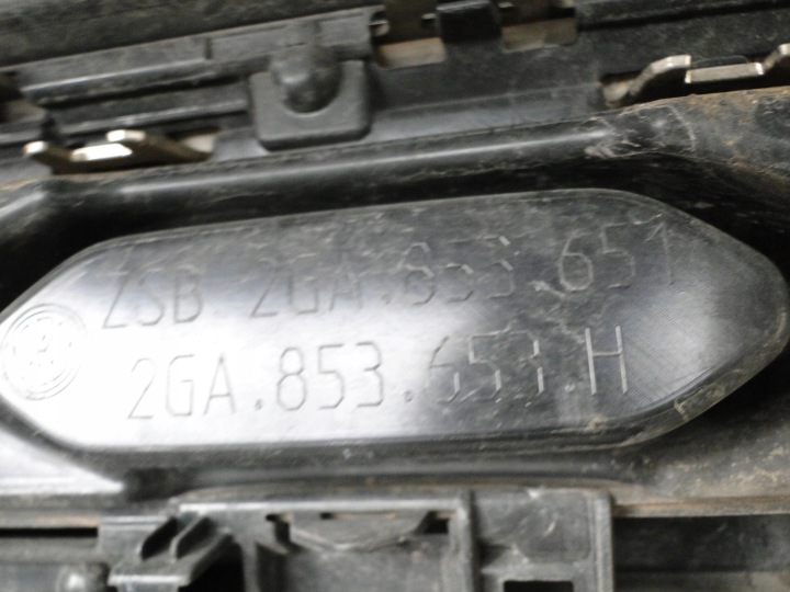 PARE-CHOCS AVANT VW T-ROC LIFT 2GA 2023 6XPDC LA7A 2GA807217Q