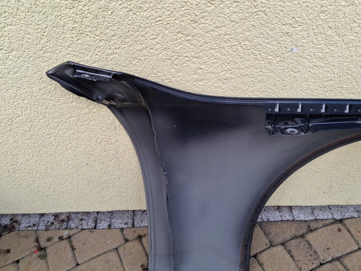 MERCEDES C W206 AILE AVANT GAUCHE KRYVIY RIG A2068810100 A2068810500