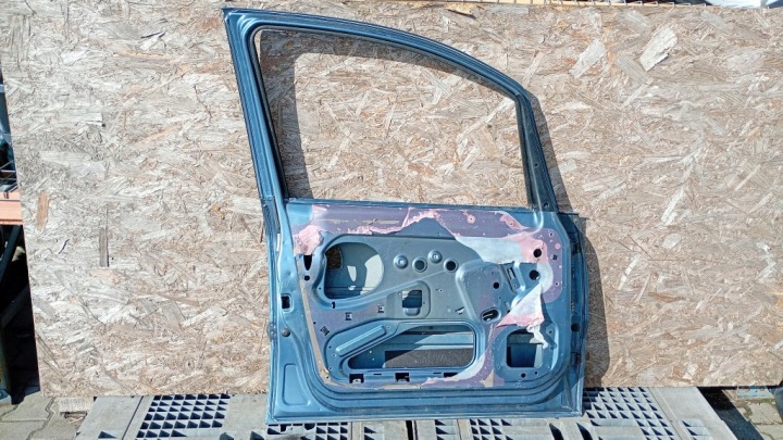 PORTES AVANT GAUCHE OPEL ZAFIRA A Z293