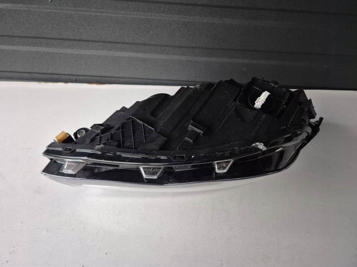 VOLKSWAGEN VW GOLF 8 VIII PHARE AVANT DROITE LED 5H1941006