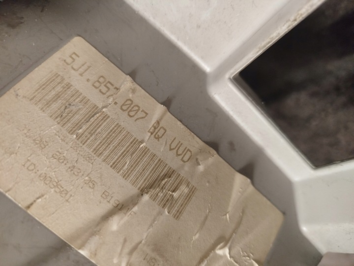 PLANCHE CONSOLE SKODA FABIA II 2 BOUCHON 5J1857007BQ