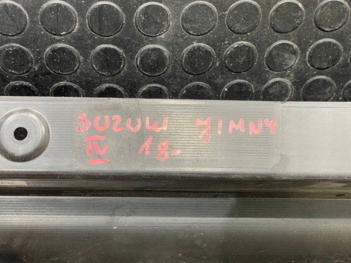 SUZUKI JIMNY IV 4 18- PARE-CHOCS ARRIÈRE ARRIÈRE