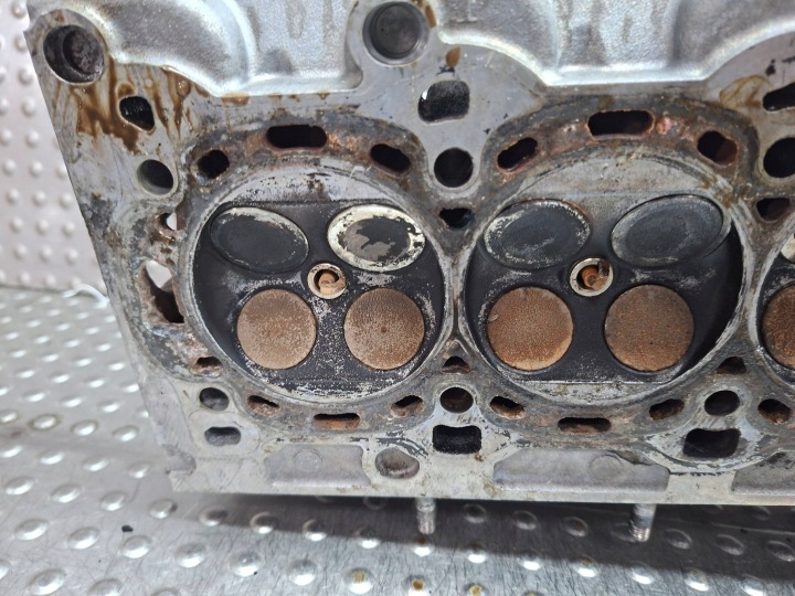 CULASSE MOTEUR 55565291 OPEL ASTRA J 1.4 TURBO A14NEL 2009