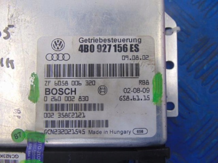 VOLKSWAGEN PASSAT B5 AUTOMATE ORDINATEUR MOTEUR 4B0927156ES