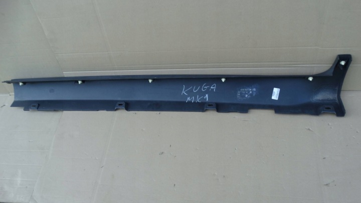 MOULURE SEUIL DROITE 8V41-S10154-AD FORD KUGA I NEUF
