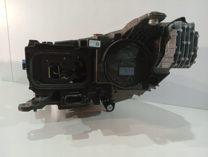 MERCEDES EQS A296 PHARE DIGITAL-LIGHT A2969062802 GAUCHE 18756