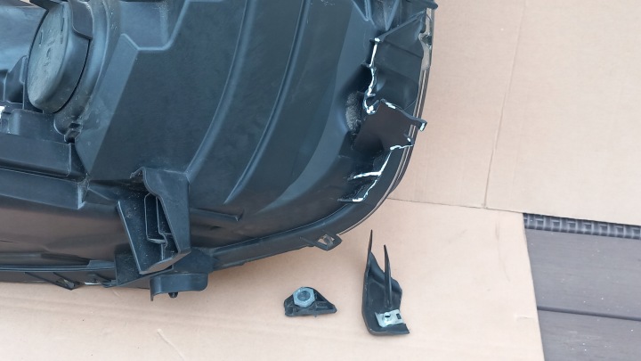 IVECO DAILY IV 14R- PHARE PROJECTEUR AVANT GAUCHE BYDGOSZC 05802476874 EUROPE