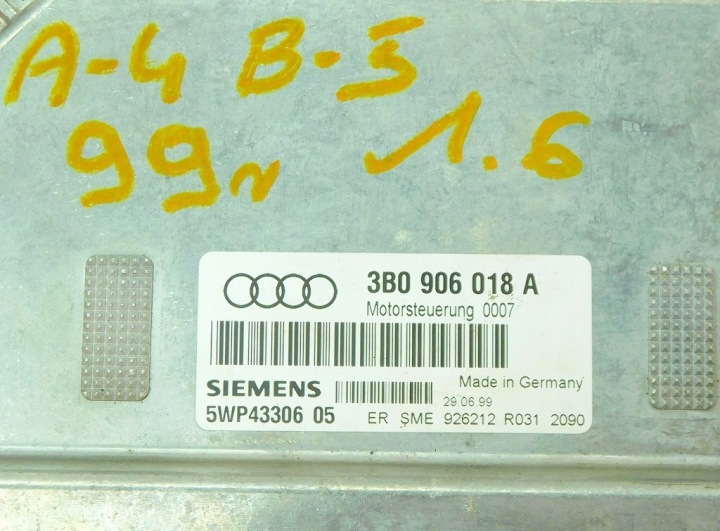 AUDI A4 B5 1.6 99R LIFT ORDINATEUR CONTRÔLEUR MOTEUR 3B0906018A