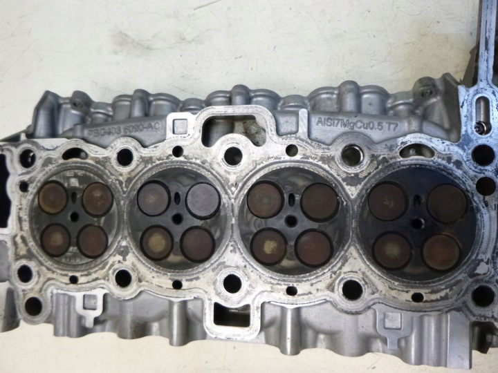 LAND RANGE ROVER JAGUAR CULASSE 2.0 204 DTA