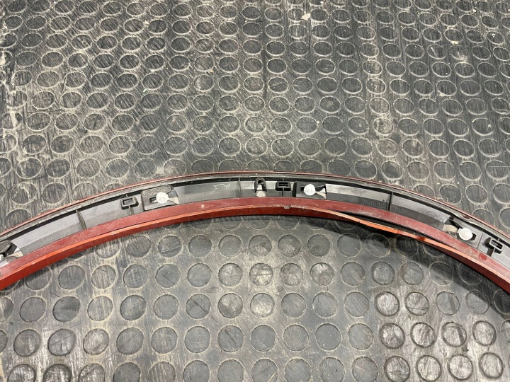 AUDI Q2 81A 16-26 MOULURE REVÊTEMENT SUR AILE DROIT AVANT AVANT