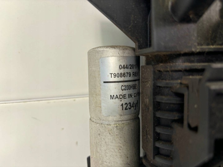 ENSEMBLE RADIATEURS FORD C-MAX 2 2015 DV61-19710-AD