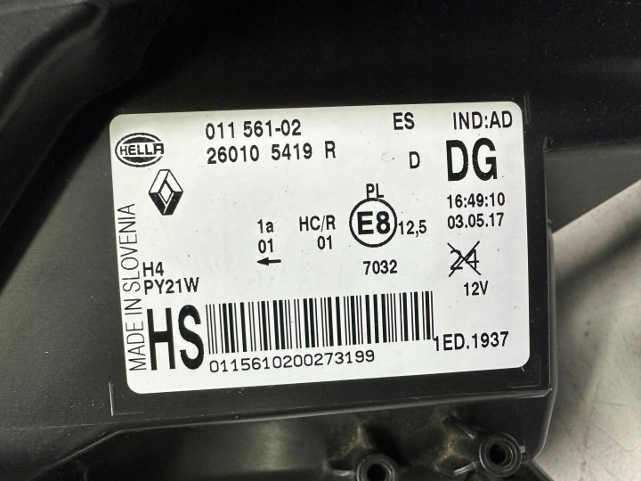 PHARE AVANT DROITE AVANT DROIT RENAULT TWINGO III 14-18 260105419R