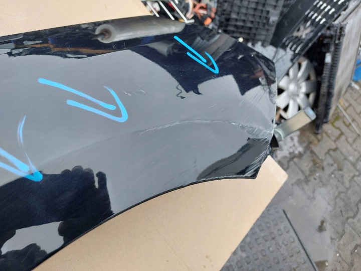 AILE AVANT CÔTÉ DROITE OPEL CORSA F 39181718
