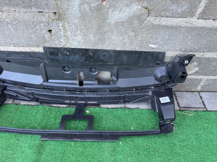 PEUGEOT 308 T10 RENFORCEMENT SUPÉRIEUR PARE-CHOCS CHÂSSIS EUROPE ORIGINE 9835297780