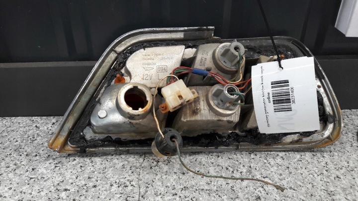 95GG13A603AB PHARE GAUCHE ARRIÈRE FORD SCORPIO MK2