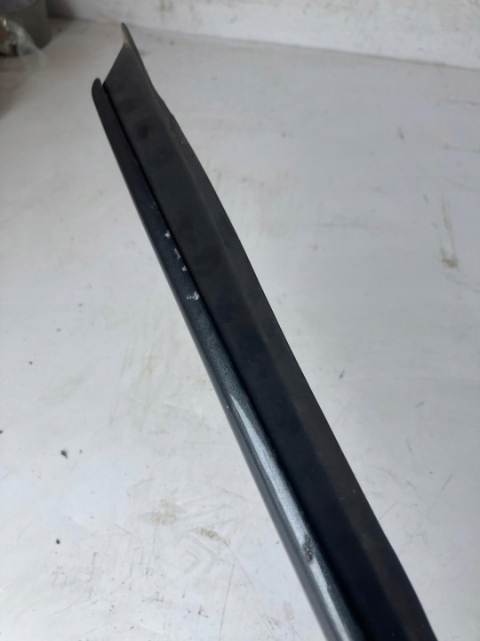 MOULURE PARE-BRISE DROITE CITROEN C5 III X7 KTP KTPB 9659145980