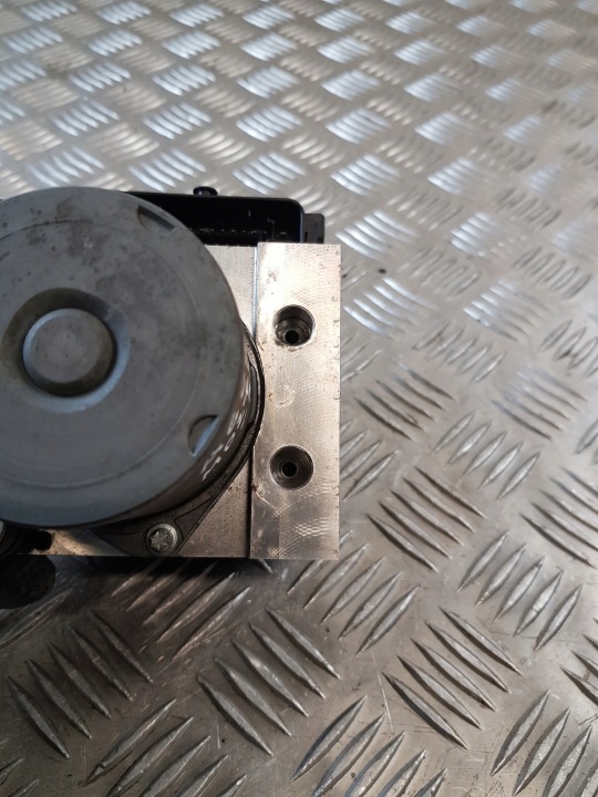 POMPE ABS ESP 4F0614517AT 0265950858 4F0910517AK AUDI A6 C6 LIFT