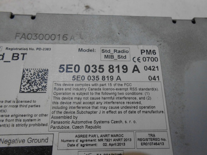 SKODA OCTAVIA III MK3 RADIO LECTEUR DE CARTE CD SD GROUPE MOTOPROPULSEUR 5E0035819A